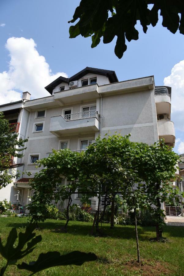 Mihail'S Apartments In Ohrid - 1 외부 사진